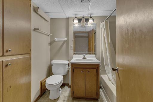 615 Mooers Avenue SE, Cokato, MN 55321