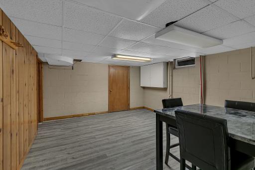 615 Mooers Avenue SE, Cokato, MN 55321