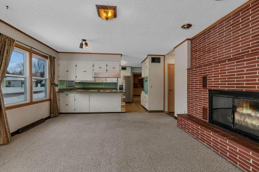 615 Mooers Avenue SE, Cokato, MN 55321