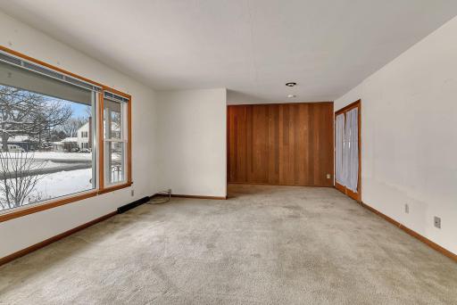 615 Mooers Avenue SE, Cokato, MN 55321