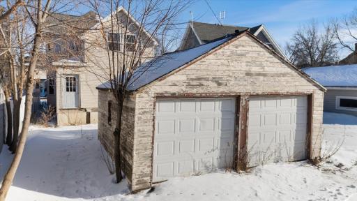 515 S 5th Avenue, Virginia, MN 55792