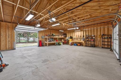 2623 S Coon Creek Drive, Andover, MN 55304