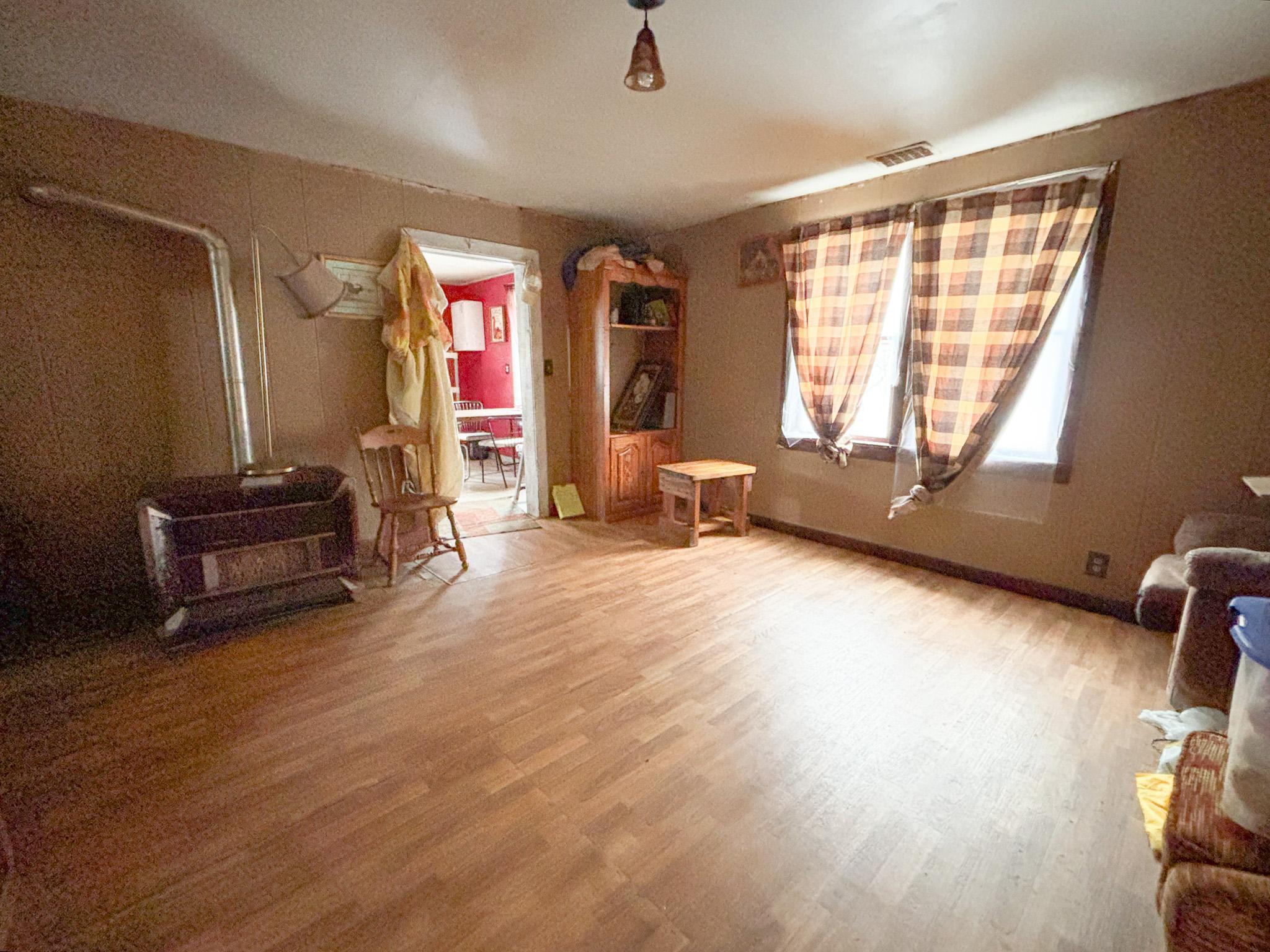 living room_.jpg