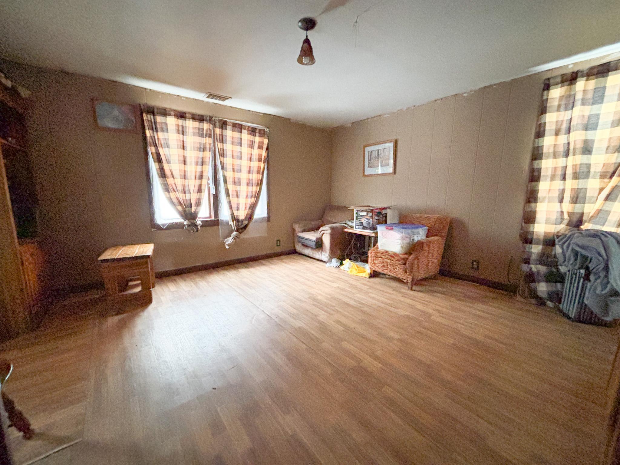 living room_(2).jpg