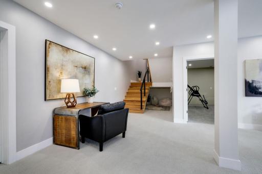 1125 Tyrol Trail, Minneapolis, MN 55416