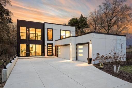 1125 Tyrol Trail, Minneapolis, MN 55416