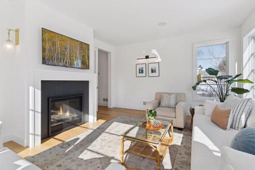 4813 Woodhill Way, Edina, MN 55424