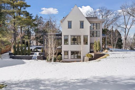 4813 Woodhill Way, Edina, MN 55424