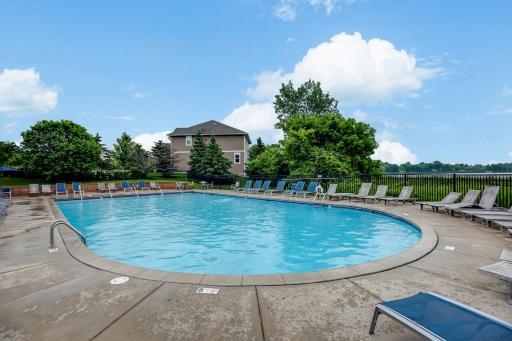 6584 W Laketowne Drive, Albertville, MN 55301