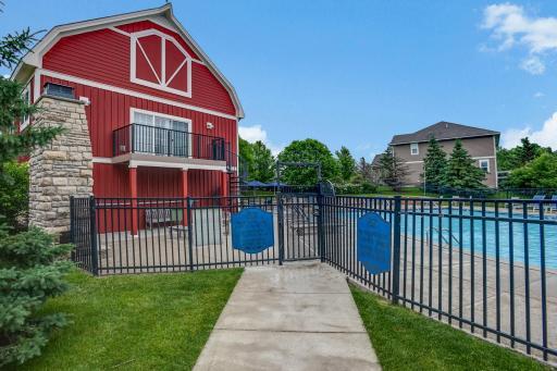 6584 W Laketowne Drive, Albertville, MN 55301