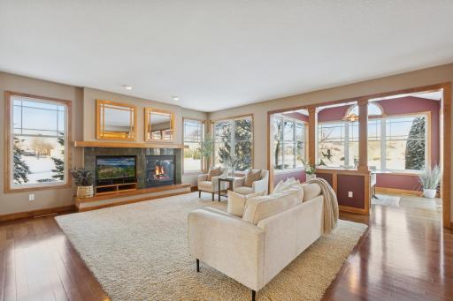 6584 W Laketowne Drive, Albertville, MN 55301