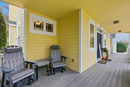 6584 W Laketowne Drive, Albertville, MN 55301