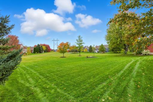 6584 W Laketowne Drive, Albertville, MN 55301