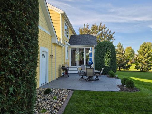 6584 W Laketowne Drive, Albertville, MN 55301