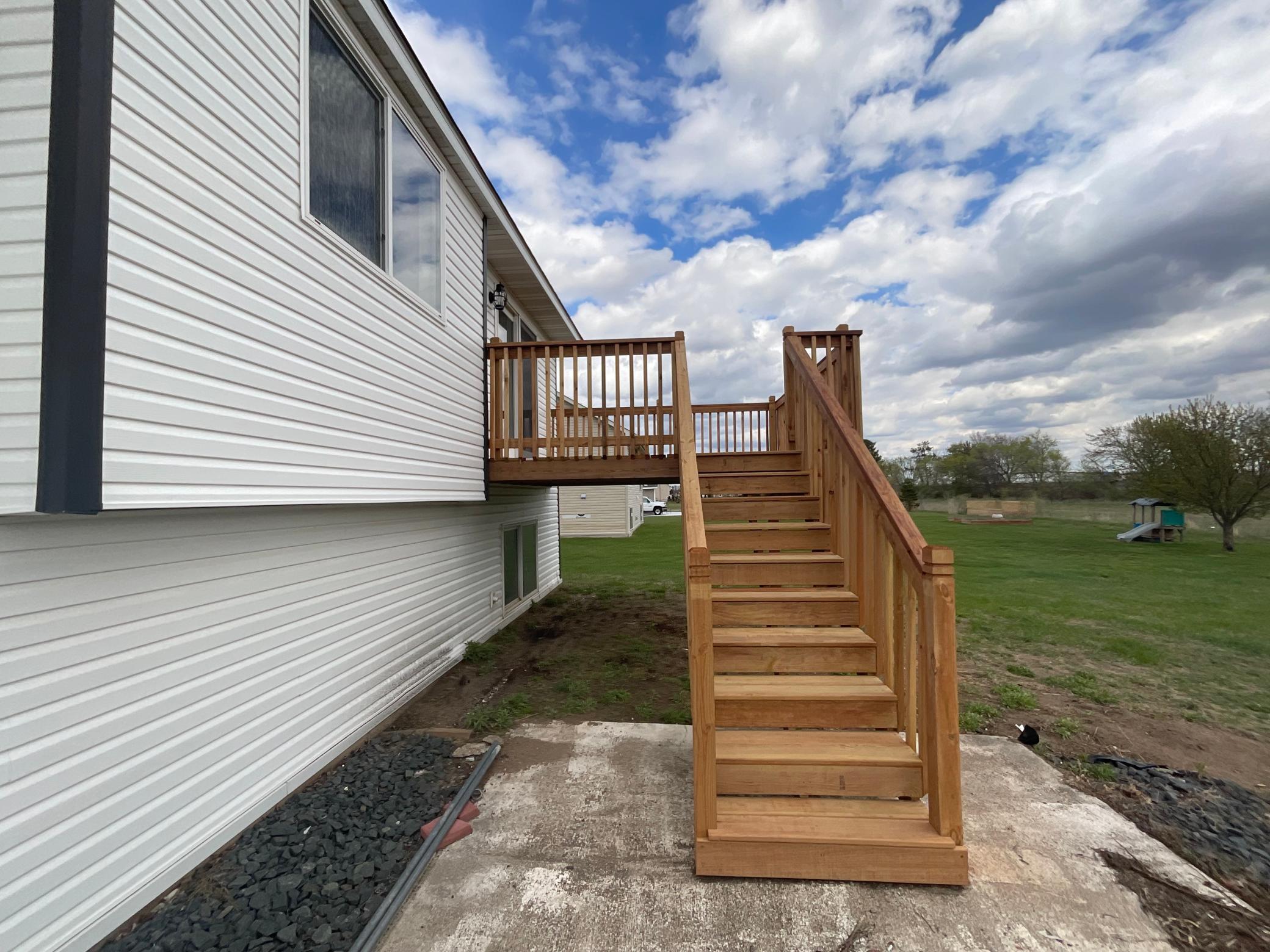BRAND NEW STAIRS DECK