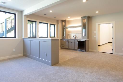 16500 64th Avenue N, Maple Grove, MN 55311