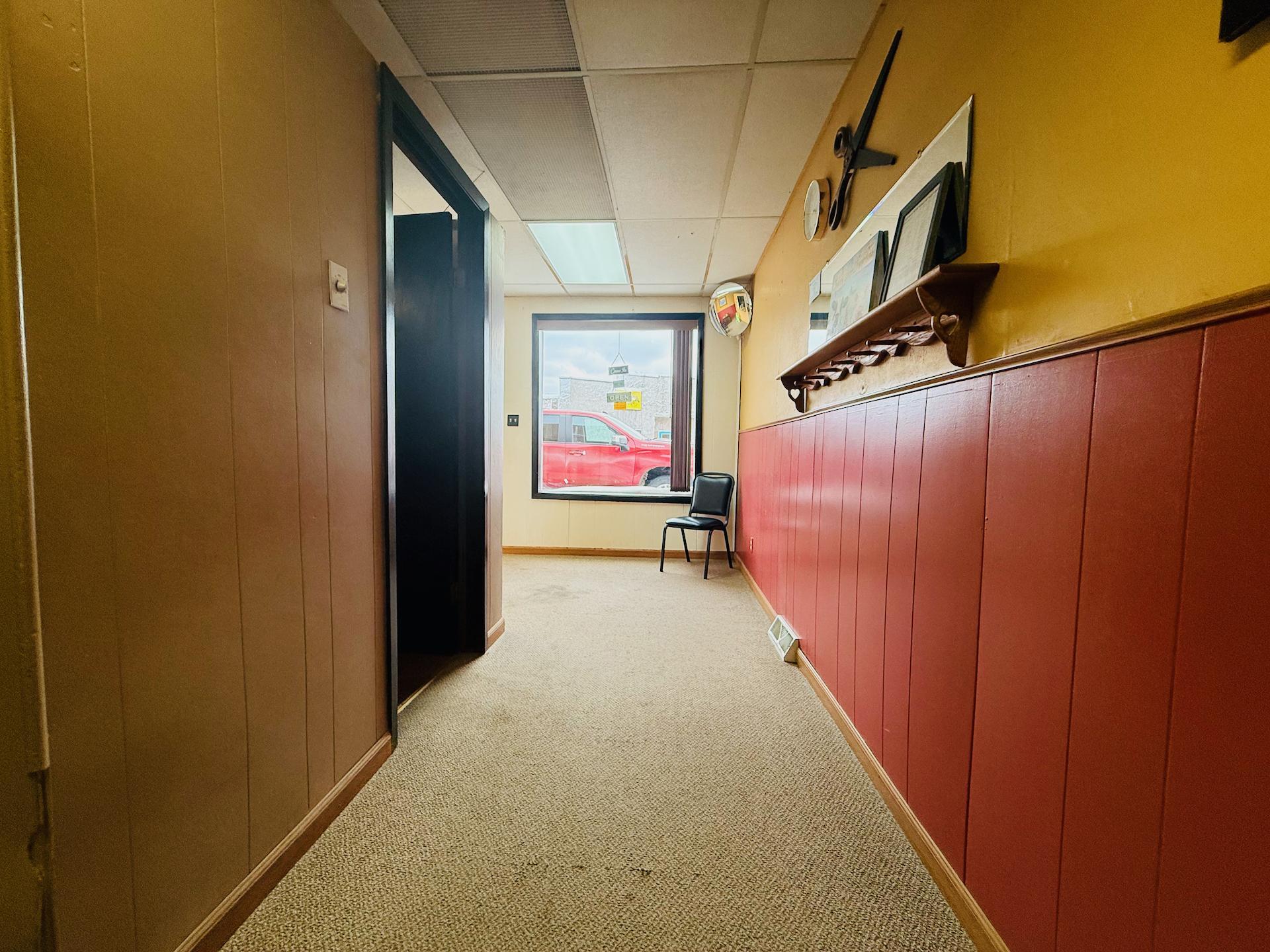 Photo 18