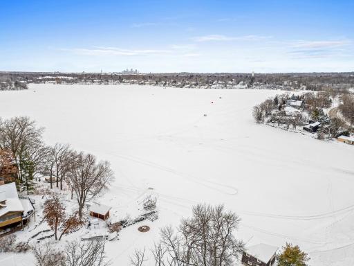 Winter fun recreation and fishing await! Set your showing today.