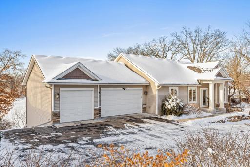 A private road off Siems Ct enhances the lotâs privacy, leading straight to the home offering plenty of parking. For larger gatherings, additional parking is available on Siems Ct. The owner also added stairs of Siems for easy access to front entry.