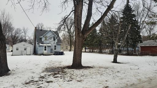 204 E 1st Street, Morris, MN 56267