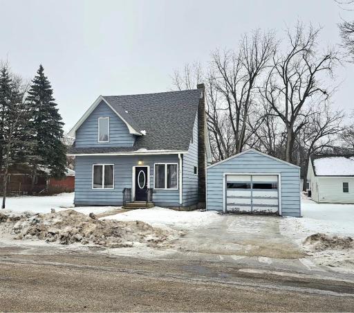 204 E 1st Street, Morris, MN 56267