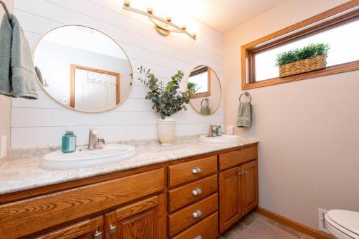 7929 Jenner Avenue S, Cottage Grove, MN 55016