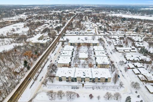 2710 Dale Street N, B307, Roseville, MN 55113