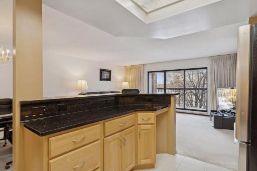 2885 Knox Avenue S, 404, Minneapolis, MN 55408