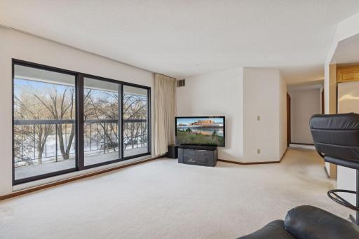 2885 Knox Avenue S, 404, Minneapolis, MN 55408