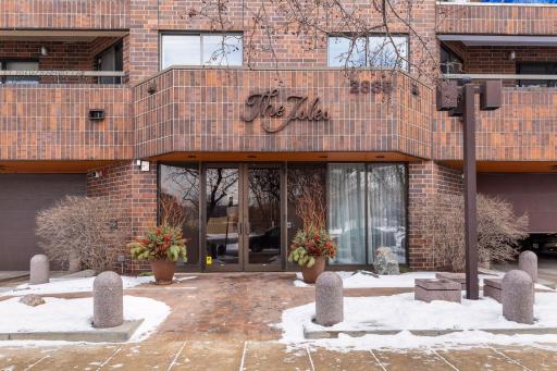 2885 Knox Avenue S, 404, Minneapolis, MN 55408