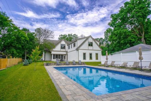 809 5th Street N, Stillwater, MN 55082