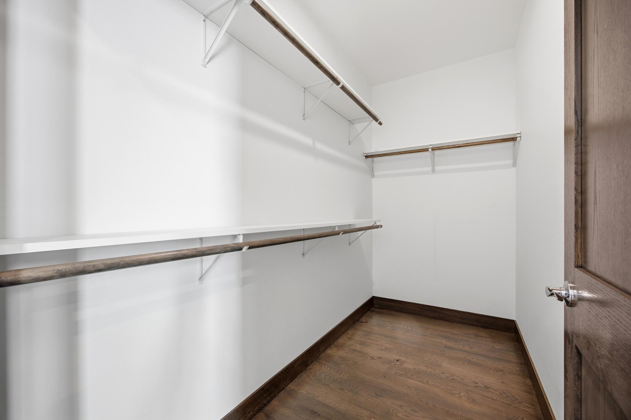 Bedroom - Walk in Closet