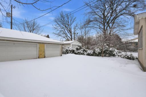 1981 Minnehaha Avenue E, Saint Paul, MN 55119