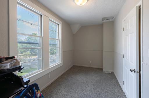 1651 4th Street E, Saint Paul, MN 55106