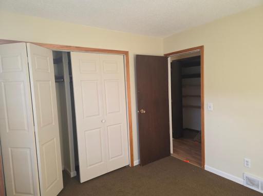 118 N O Connell Avenue, Springfield, MN 56087