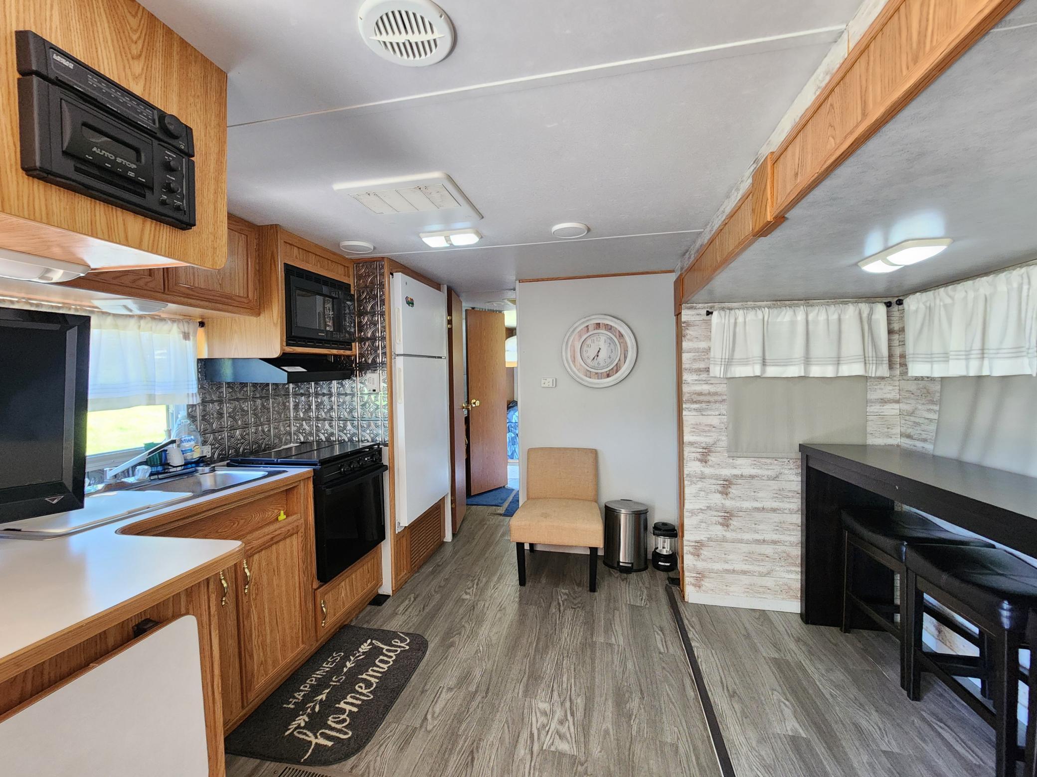 2000 38' updated bunkhouse