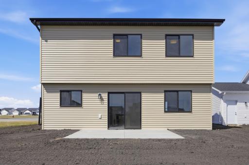 6289 86th Avenue S, Horace, ND 58047