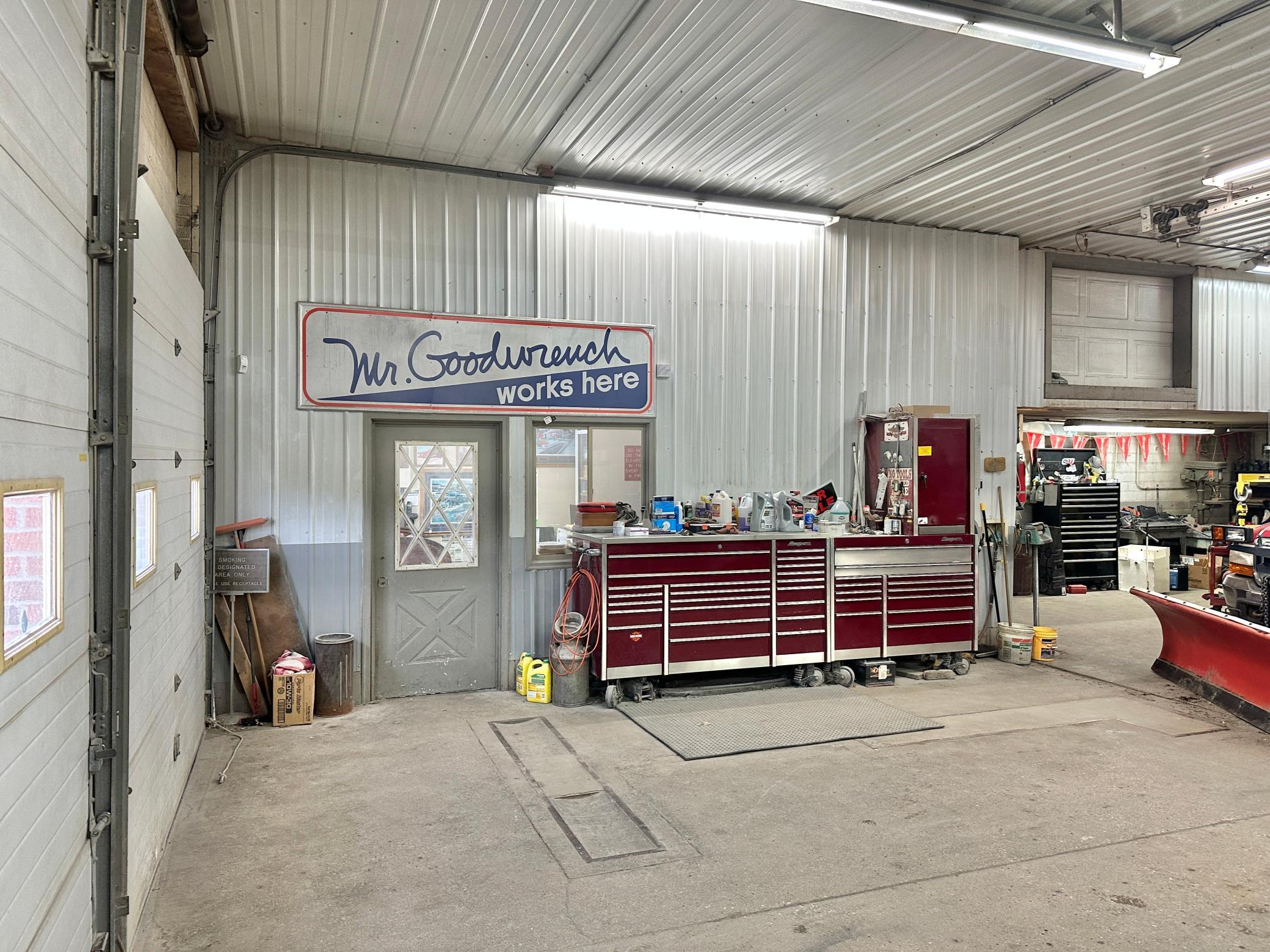 Garage area bay 1