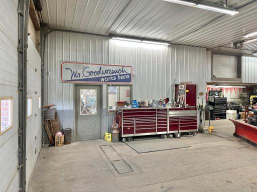 Garage area bay 1