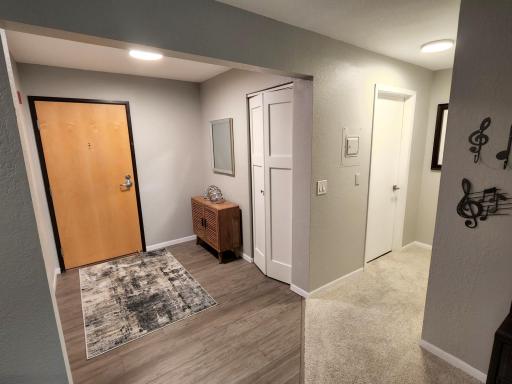 Foyer.jpg