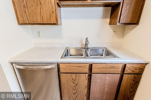 6631 84th Court N, Minneapolis, MN 55445