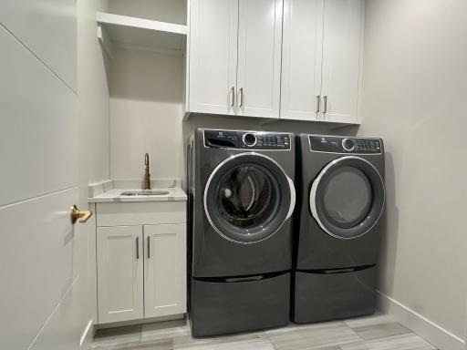 1713 Boelter Estates Drive NW, Rochester, MN 55901