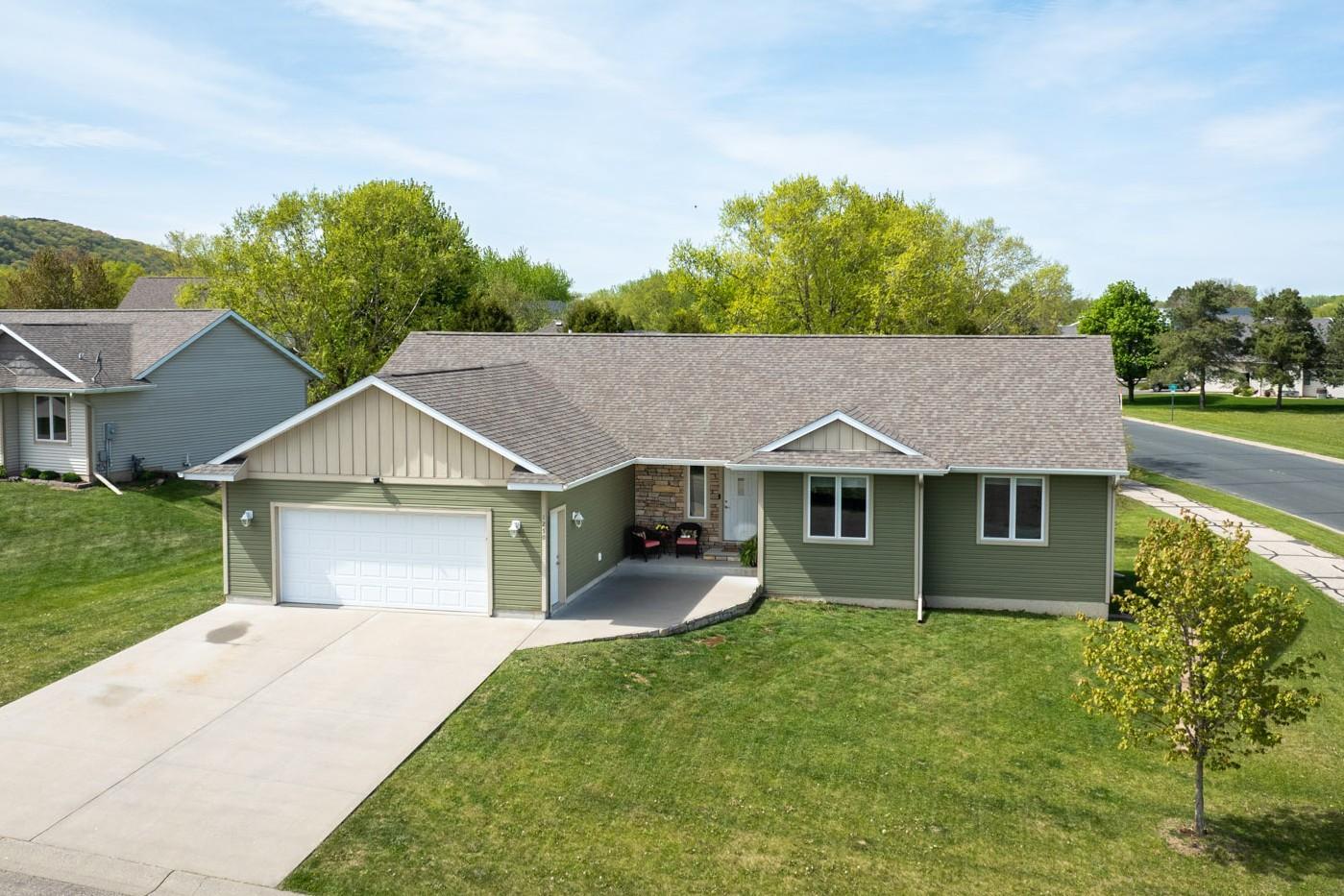 Welcome to 1250 Mounds Court!