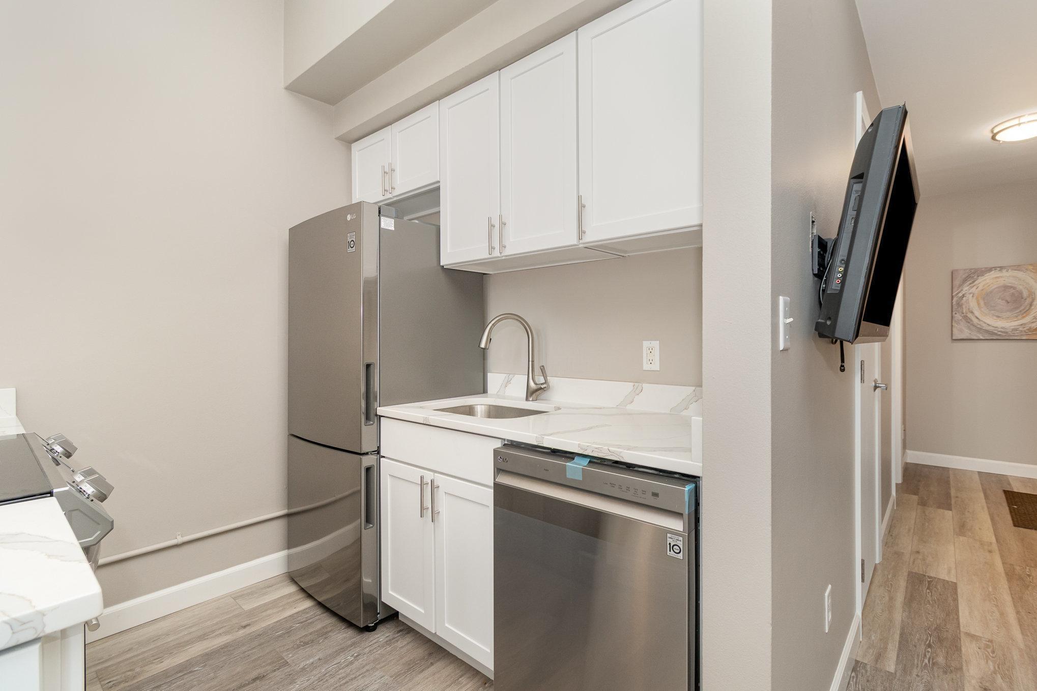 Brand new appliances and countertops