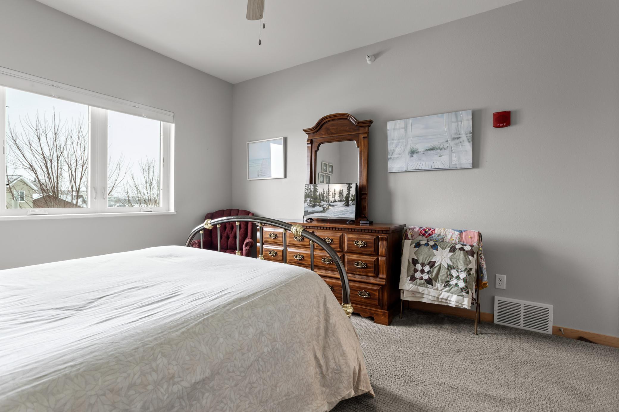 Second bedroom