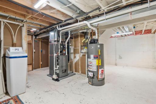 New mechnicals! Furnace, AC, Water Heater.