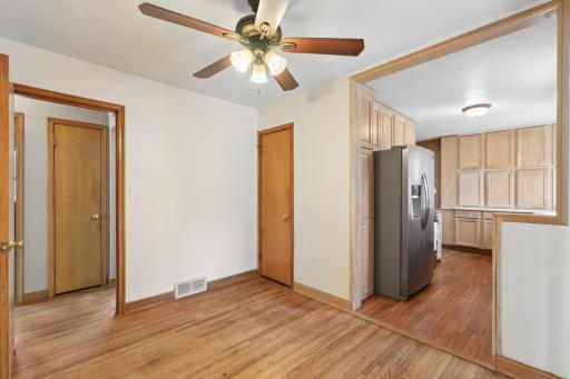 2344 Cowern Place E, Saint Paul, MN 55109