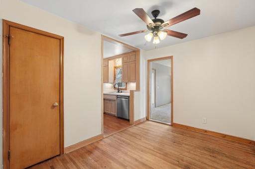 A dining space that connects everything; easy, natural flow
