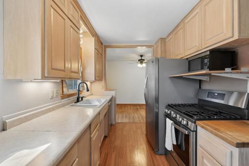 2344 Cowern Place E, Saint Paul, MN 55109