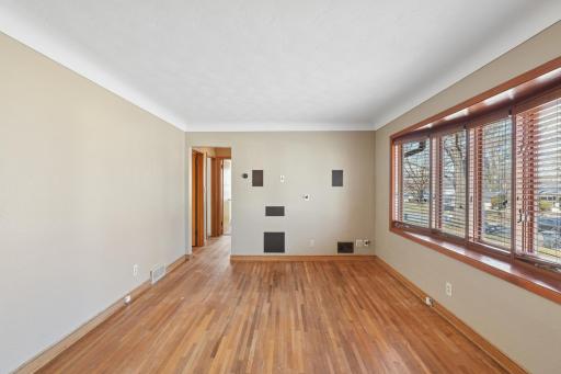 Check out the coved ceiling with a scalloped pattern detail